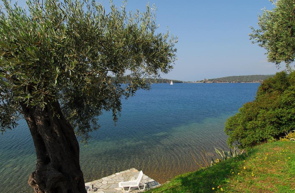 Saint Andrews Bay Villa Miliá Szoba fotó